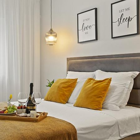 Mido Park Apartment With Private Parking & Self Check-In Бухарест Экстерьер фото