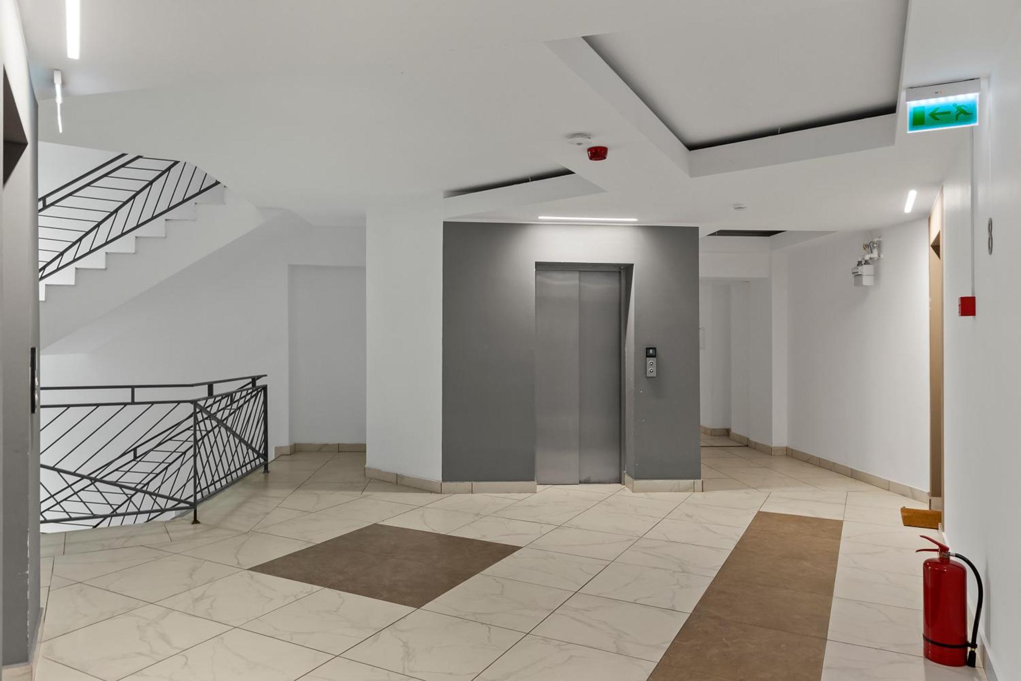 Mido Park Apartment With Private Parking & Self Check-In Бухарест Экстерьер фото