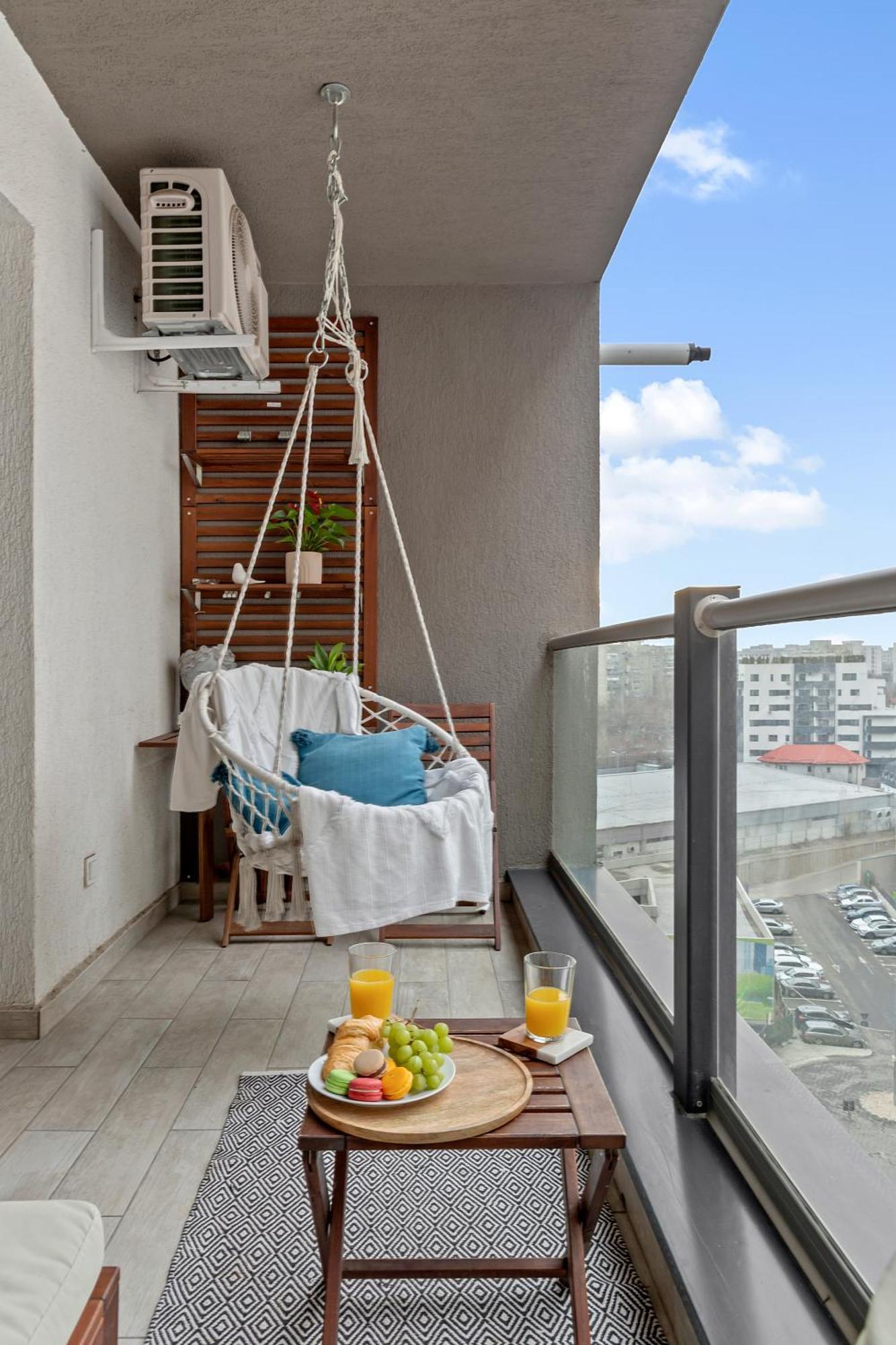 Mido Park Apartment With Private Parking & Self Check-In Бухарест Экстерьер фото